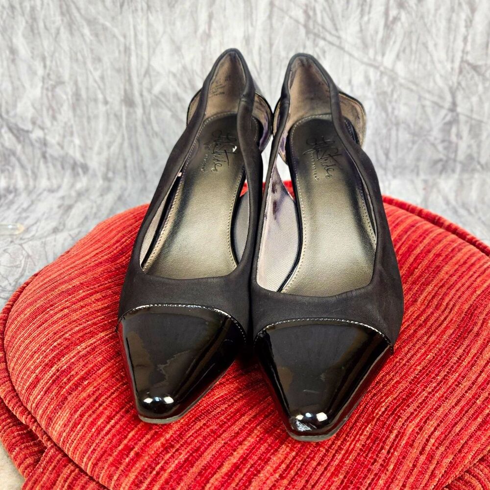 Sofft Kimmy Black Suede & Patent Leather Cap Toe Pointed Stiletto Pump 9.5M